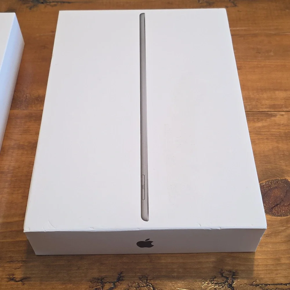 iPad Air EMPTY BOX (No IPad)